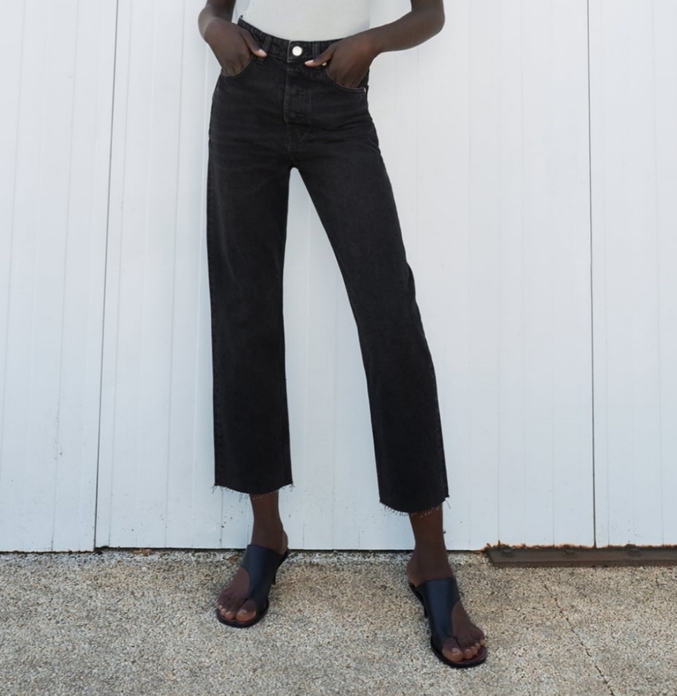 ZARA SIZE 6 High Rise Straight Leg Jeans Black